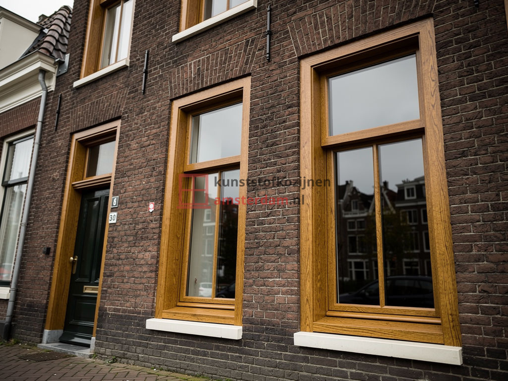 foto van nieuwe kunststof kozijnen in een unieke kleur vanaf de buitenkant